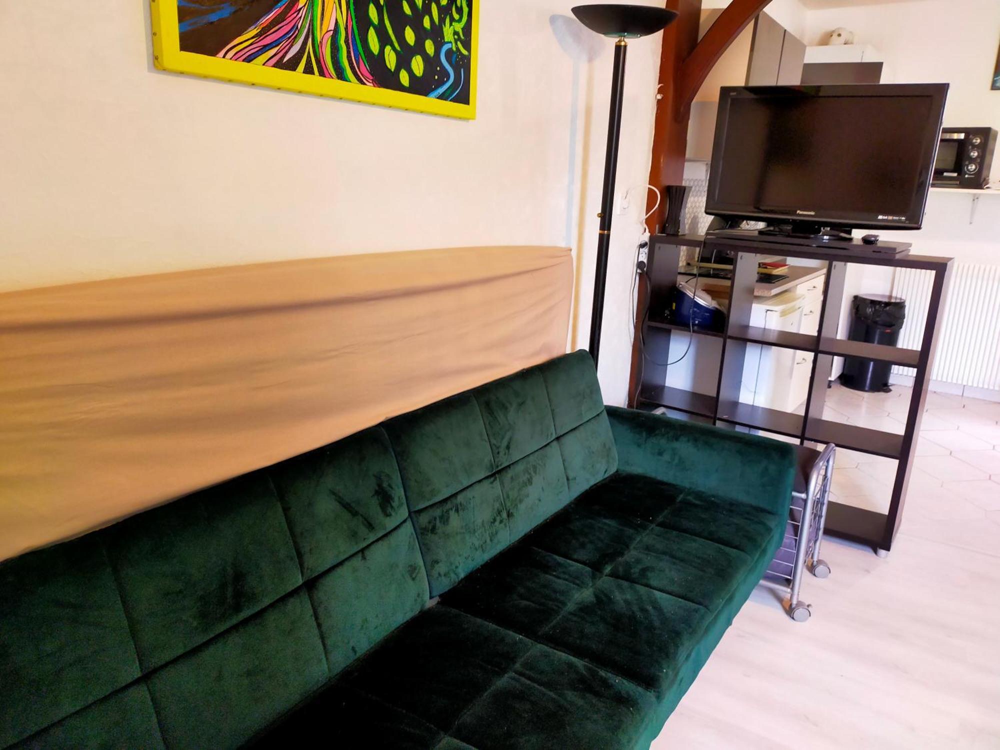 Studio En Rdc Avec Balcon Centre Vitre Εξωτερικό φωτογραφία